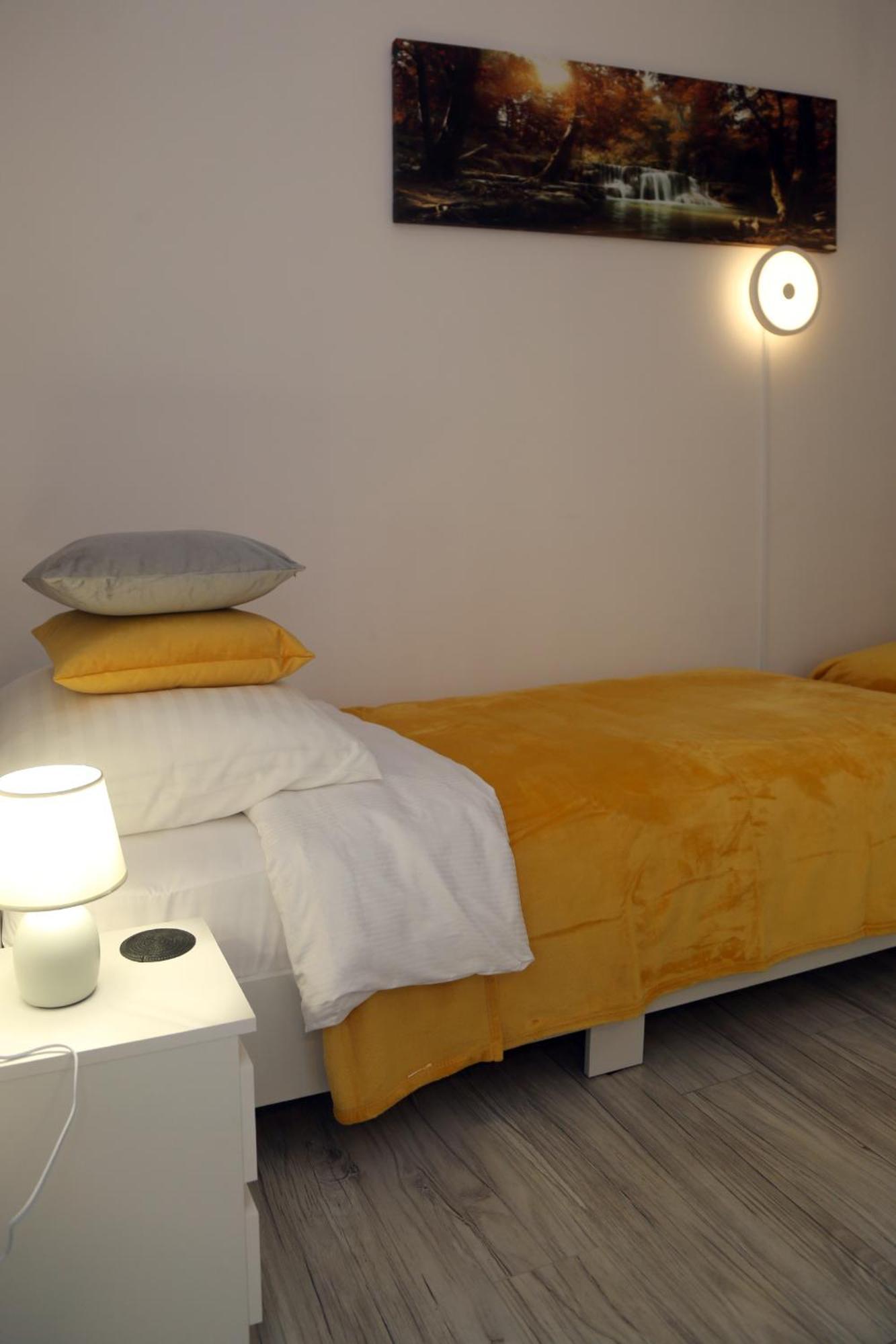 Apartamenty Uniejow "Prywatne Kapiele Termalne" Dış mekan fotoğraf